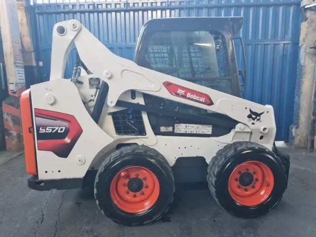 Minicarregadeira Bobcat S570 2023 1913.9hs Ar+hf+2 Speed - Foto 2