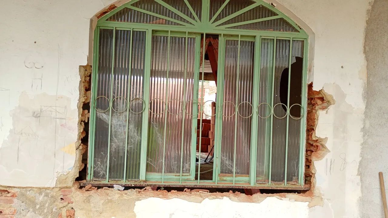 JANELAS e PORTAS64850234369283123