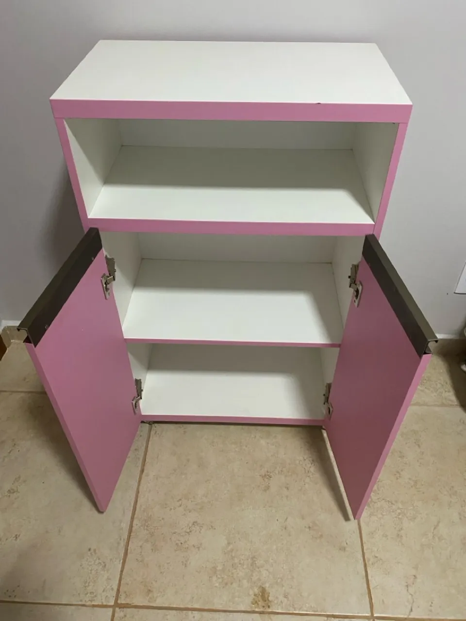 Armário Organizador Rosa e Branco