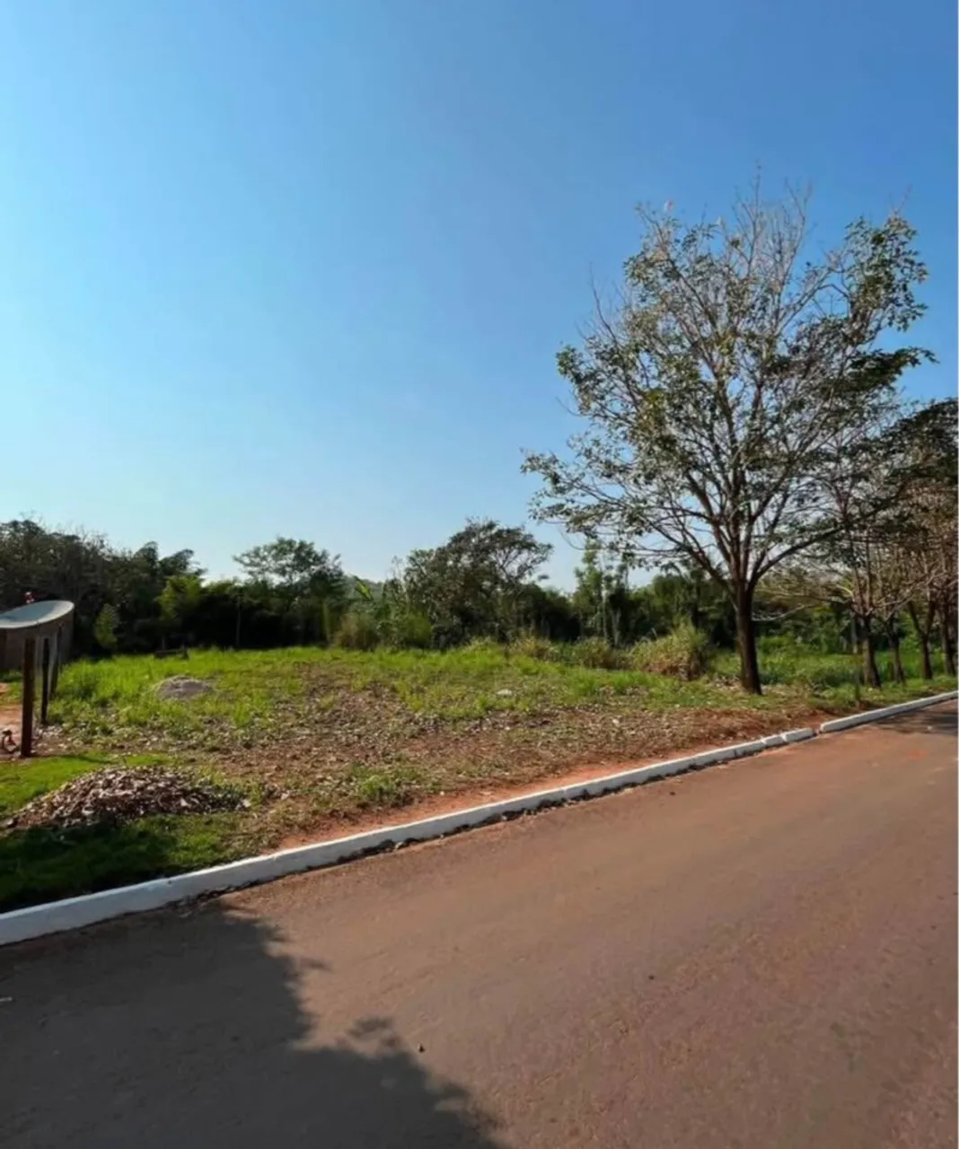 Vende-se excelente terreno