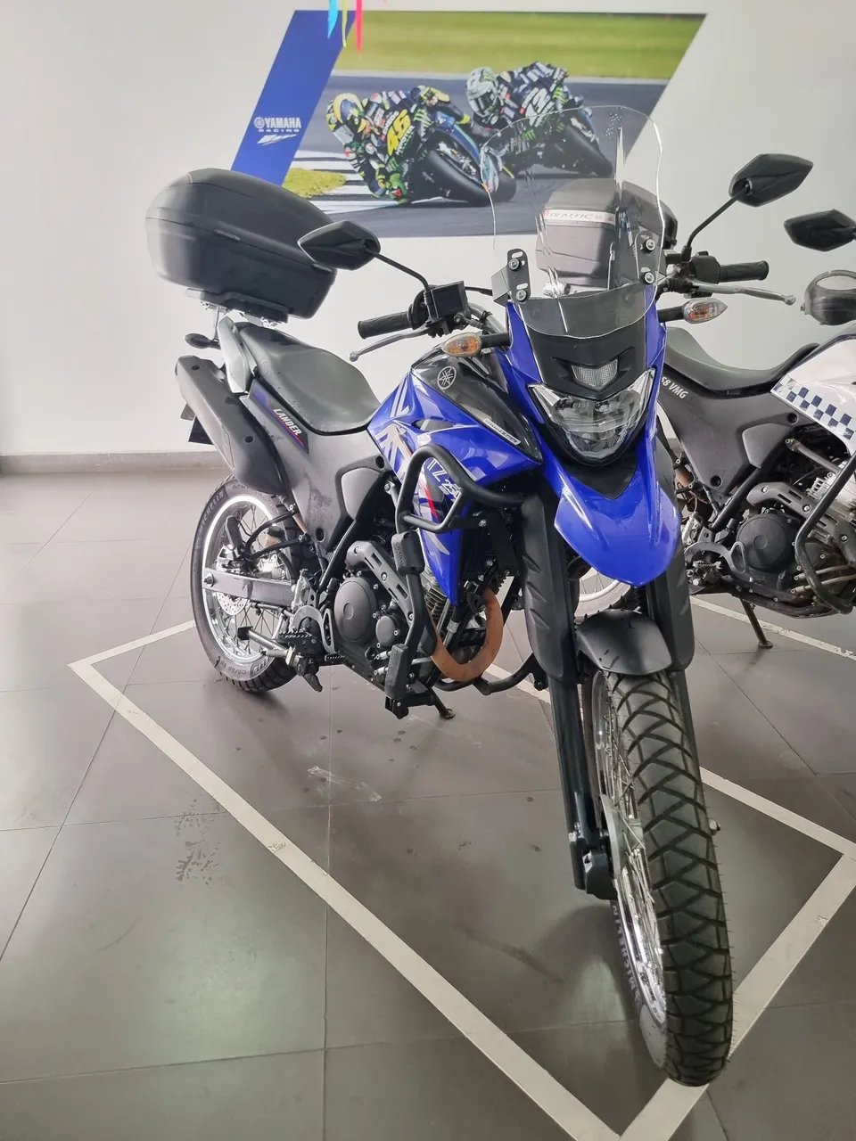 Lander 250 flex muito nova baixa km
