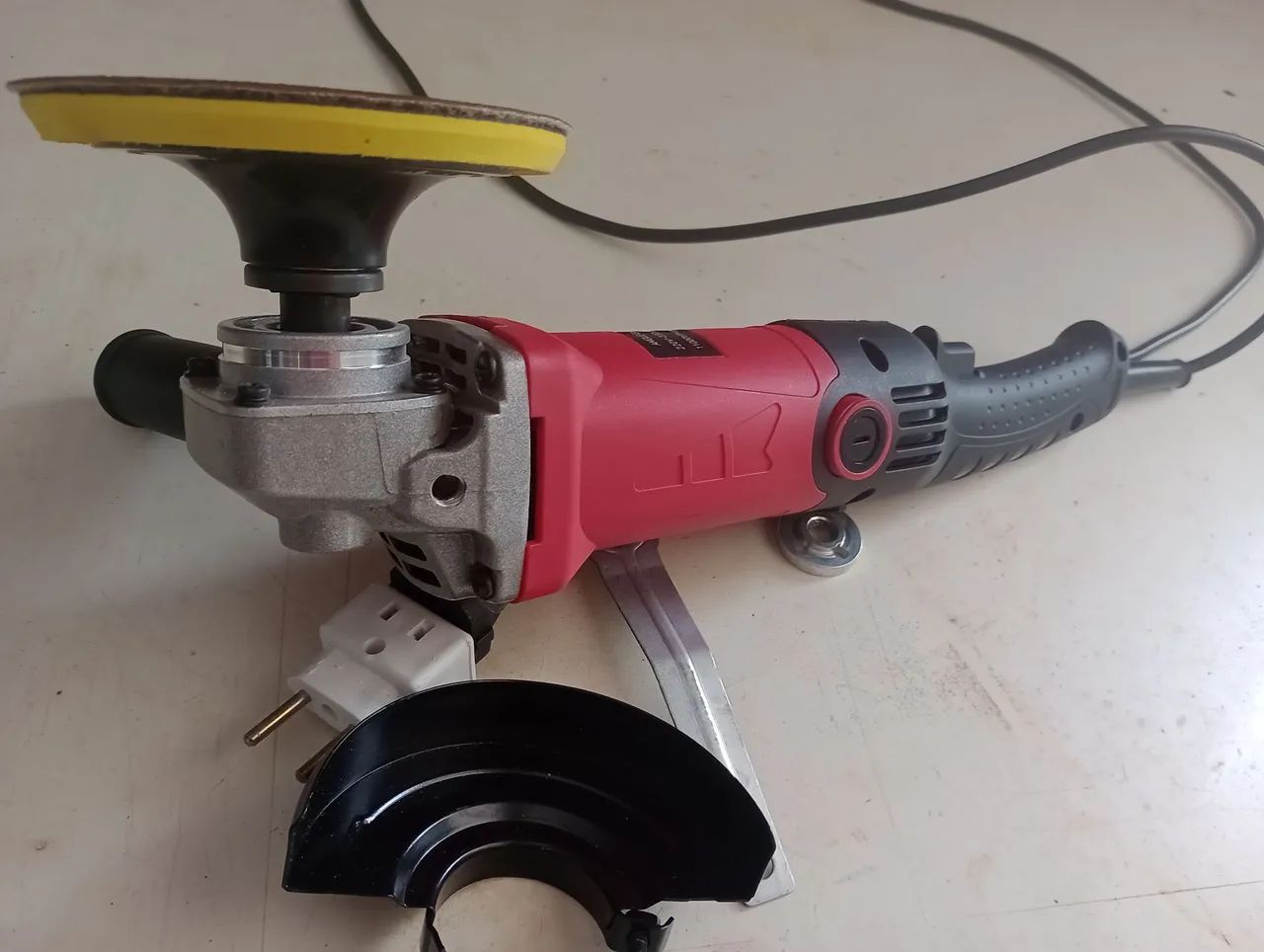 Lixadeira 600w velocidade variável semi nova show  - Foto 4