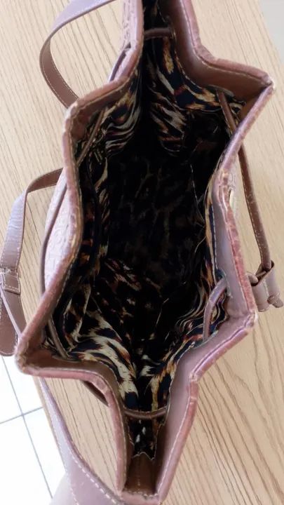 Bolsa de Ombro Marrom em Couro - Foto 4