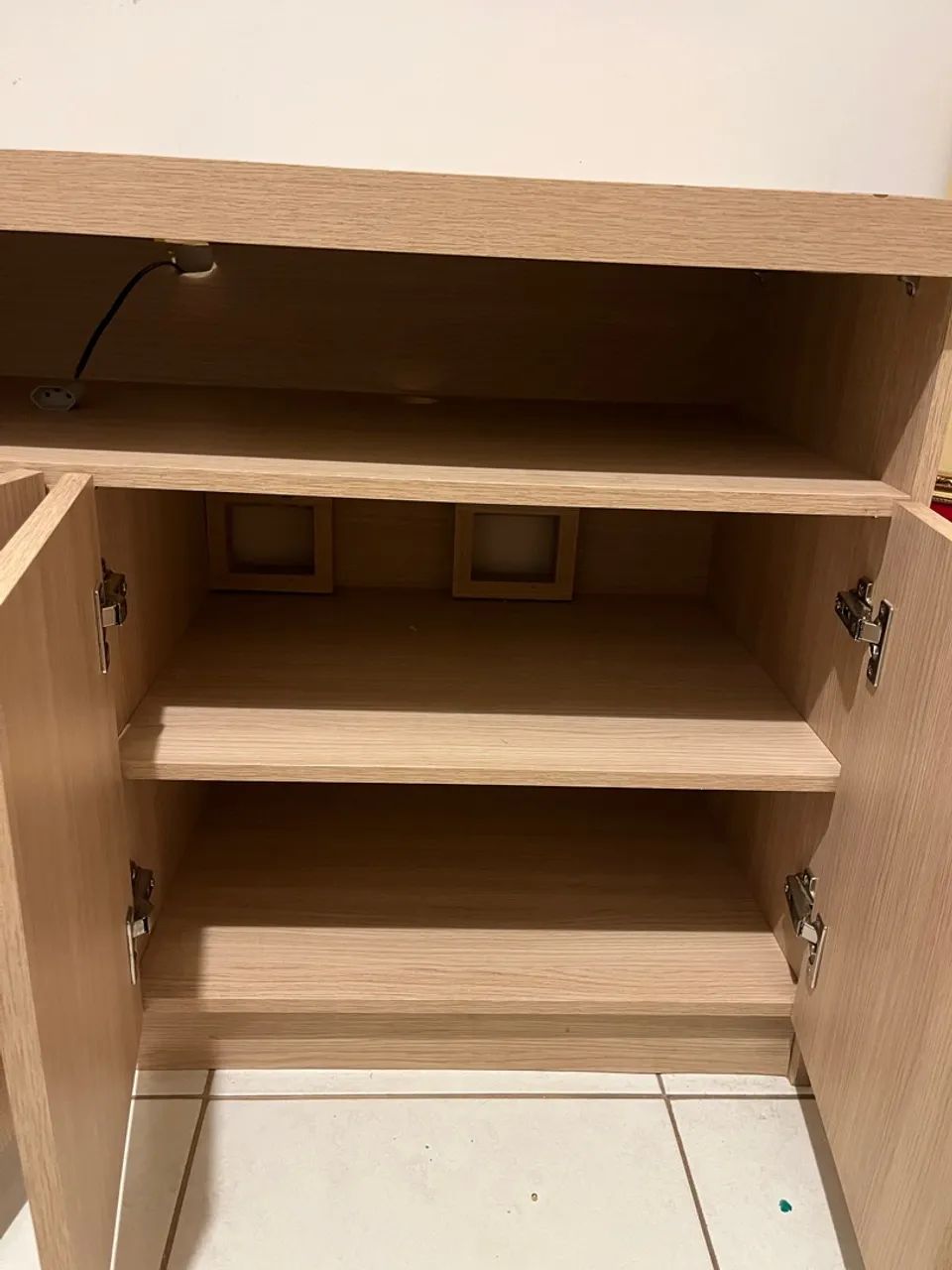 Rack de TV Amadeirado com Armazenamento - Foto 4