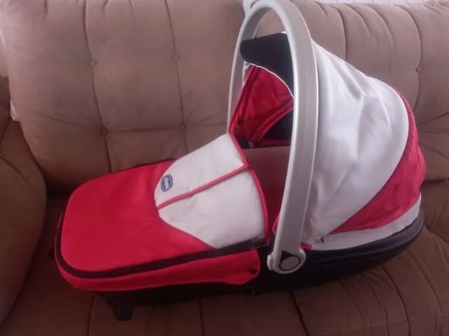 Trio Chicco / ?kit passeio? com carrinho de passeio, moisés e bebê conforto. - Foto 6