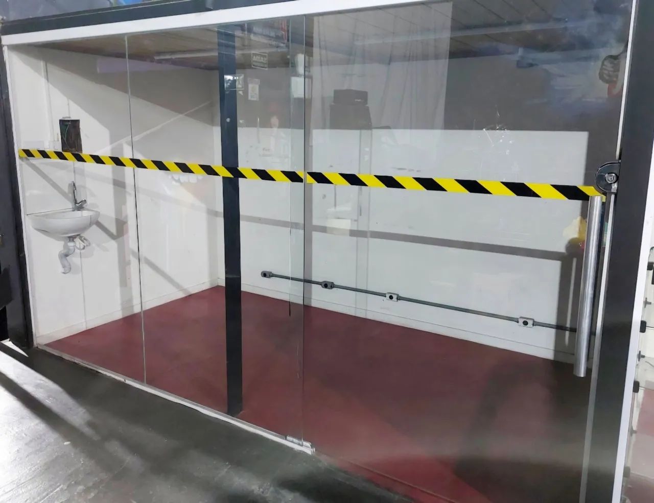 2 folhas de porta de vidro 8mm64861352432513120