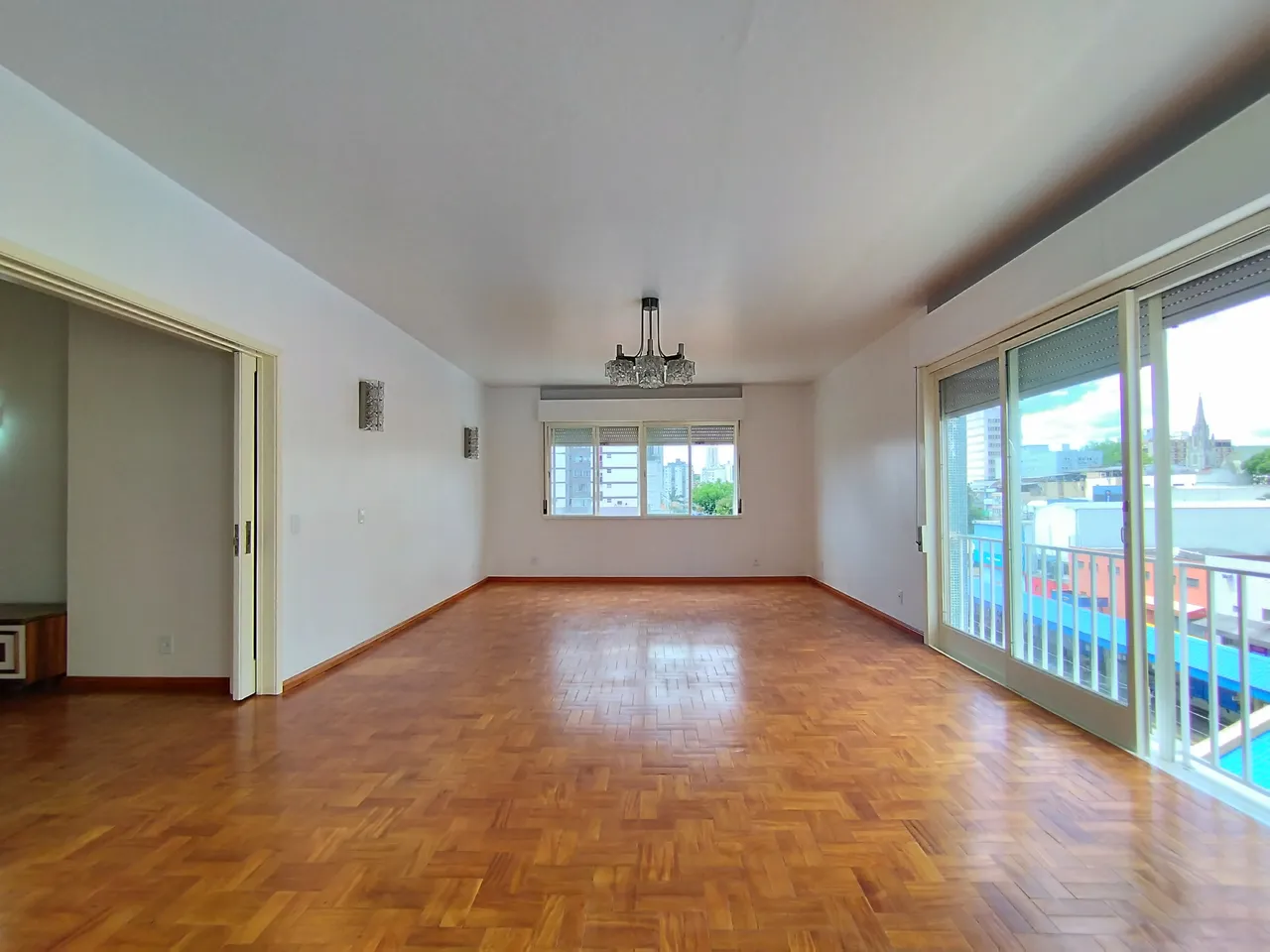 NOVO HAMBURGO - APARTAMENTO 4 DORM - CENTRO