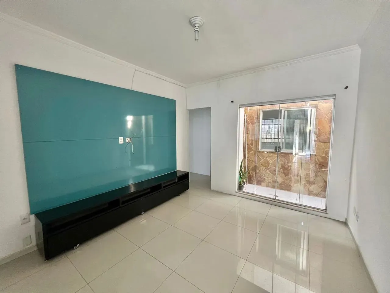ALUGO APTO 120M² COM 2/4 SENDO 1 SUÍTE, SEM VAGA DE GARAGEM - CIDADE VELHA