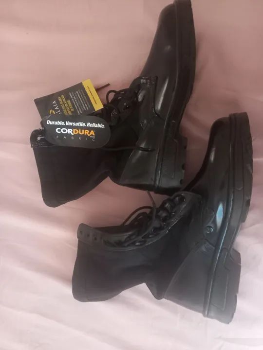 Coturno/bota
