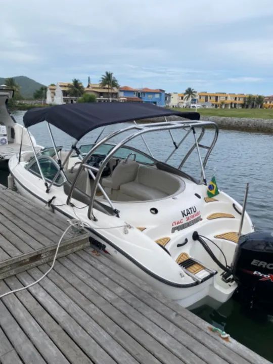 Lancha Phoenix 235 Platinum 2014