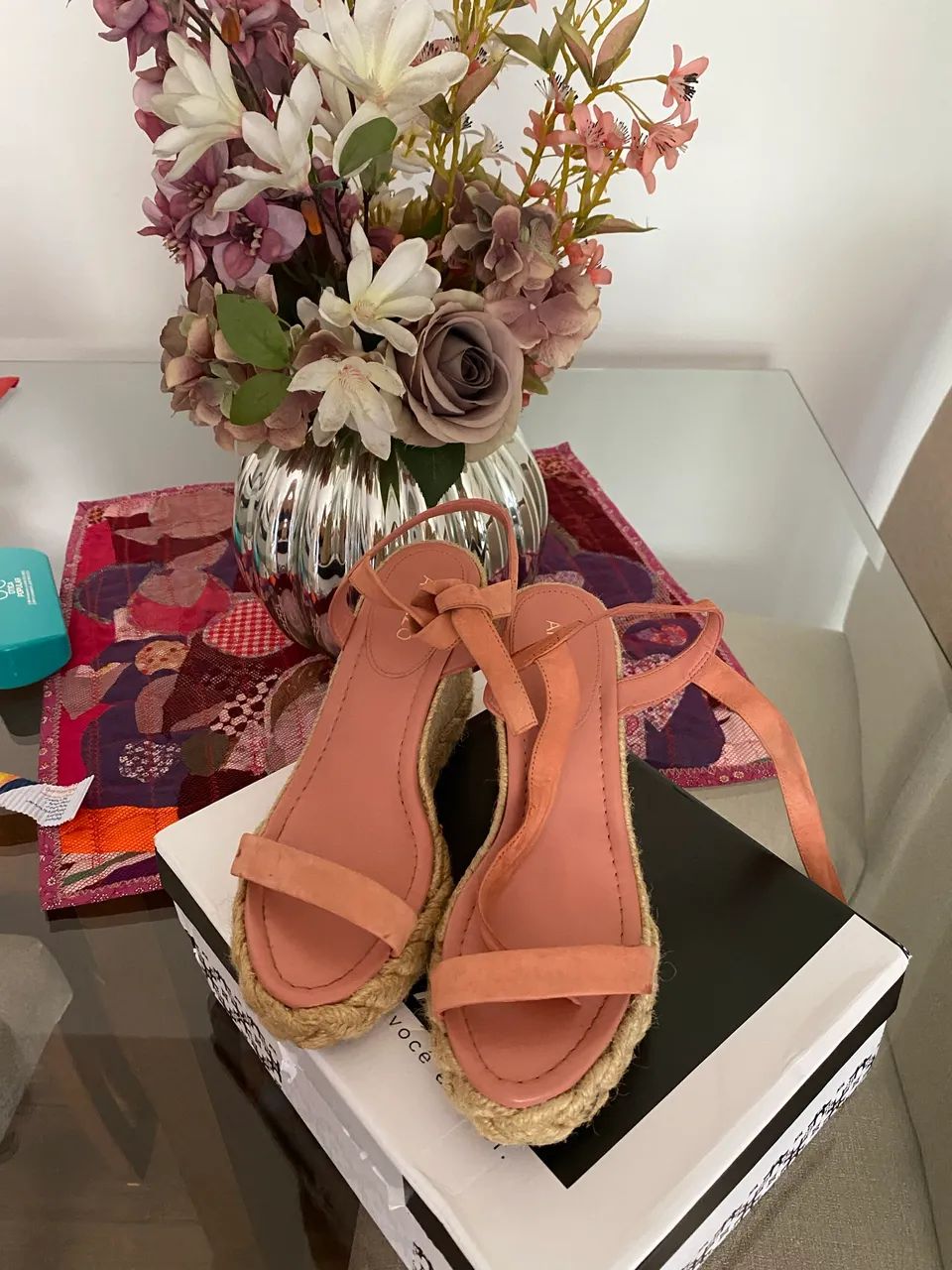 Vendo sandália Arezzo - Foto 4