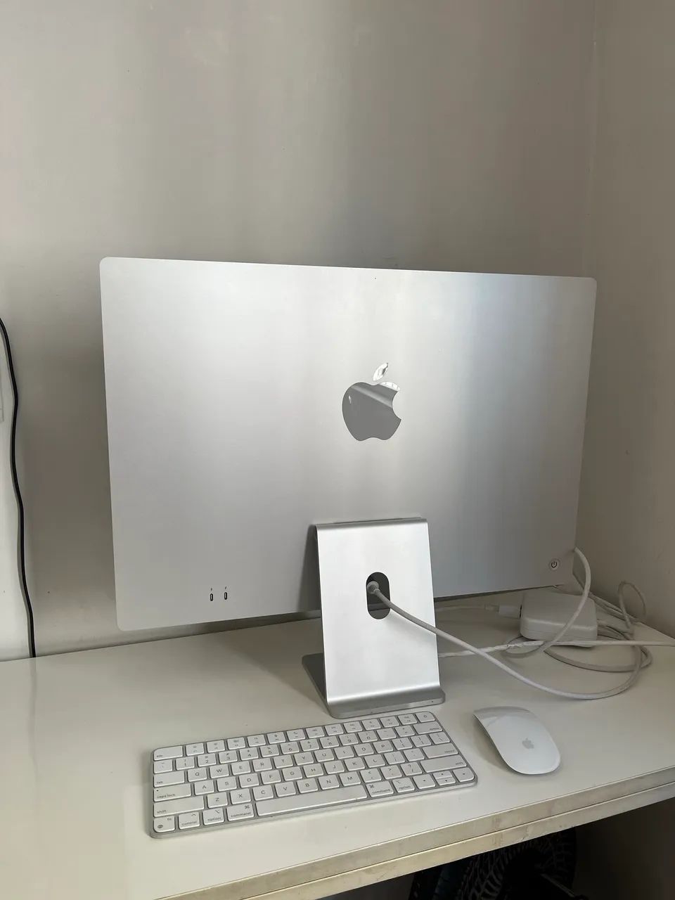 iMac 24インチ M3 8CPU/8GPU 8GB 256GB シルバー Apple iMac 24