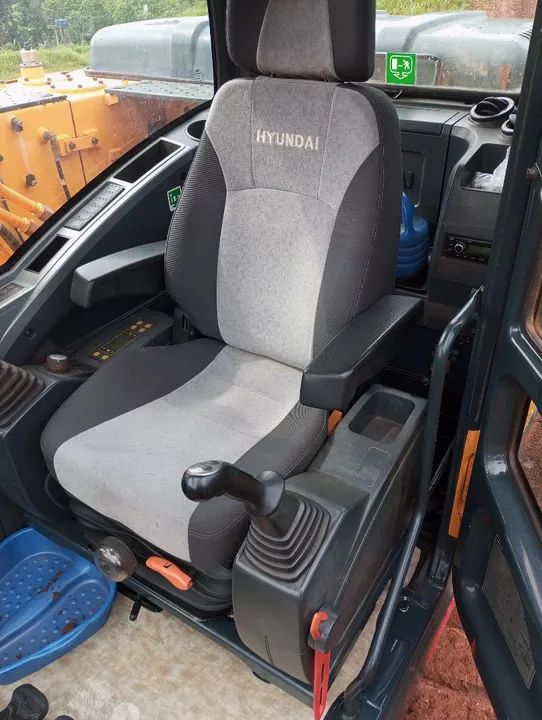 Escavadeira Hyundai 140 2019 - Foto 6