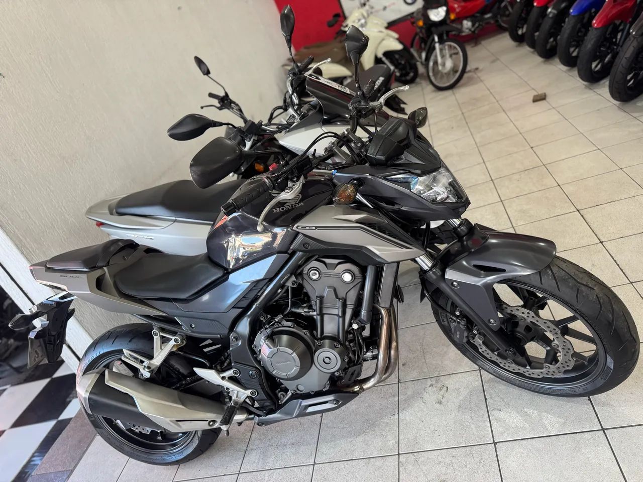 CB 500F 2017 - Foto 2