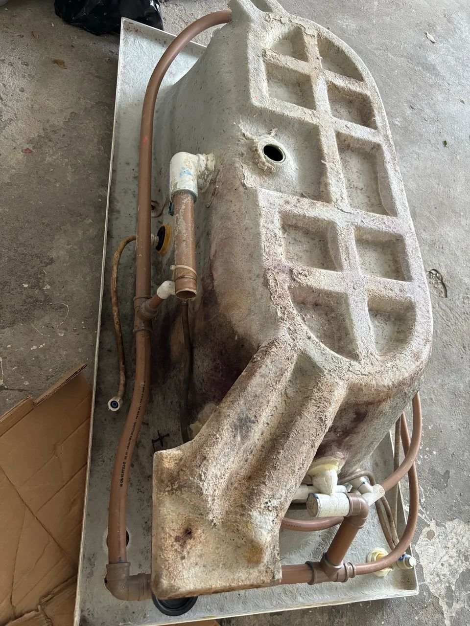 Used whirlpool bathtub64573574227971122