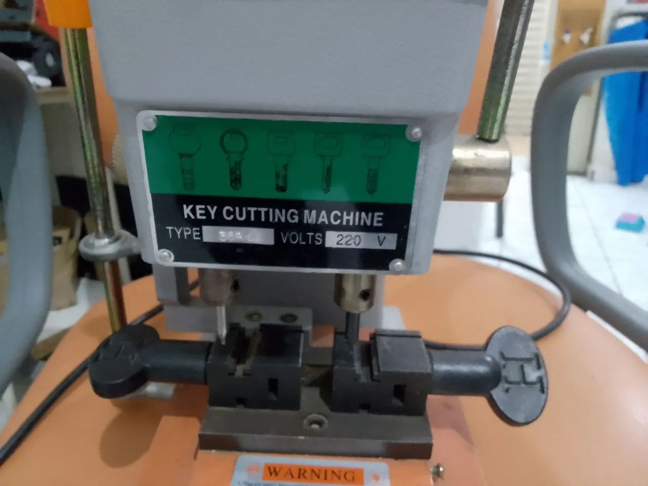 Máquina de cortar chaves profissional - Foto 5