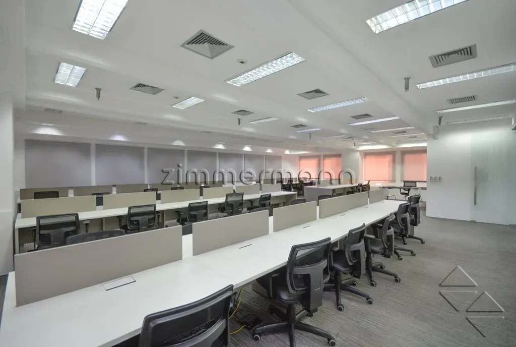 SALAS COMERCIAIS ITAIM BIBI, MOBILIADO, 4 VAGAS