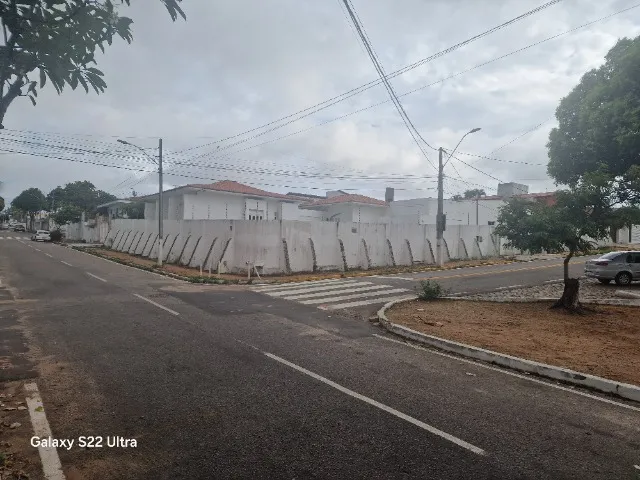 CASA EM CAPIM MACIO 12 AMBIENTES TERRENO 1350M2