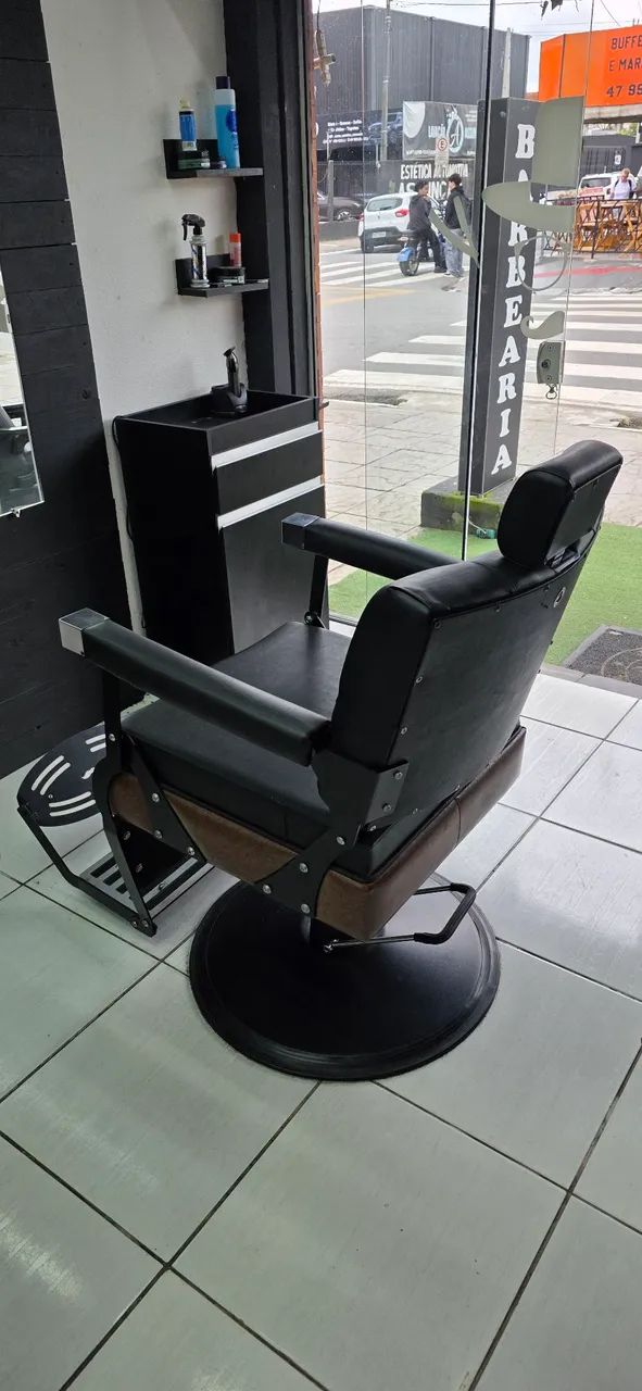Vende essa cadeira e espelho e bancada  - Foto 2