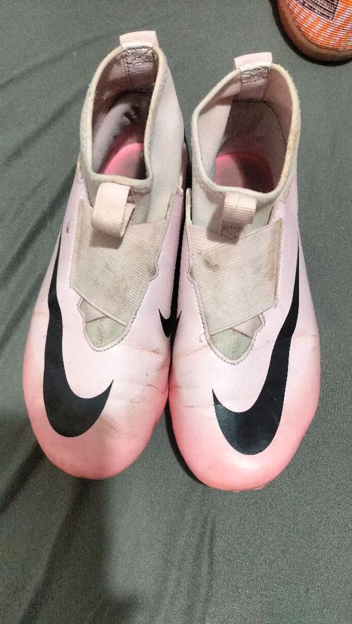 Chuteira Nike de botinha n 37 original 