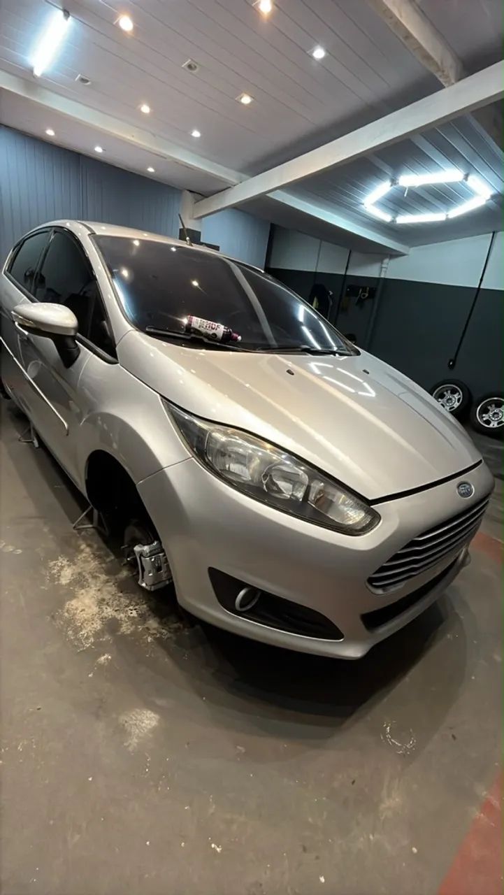Ford Fiesta Fiesta 1.6 16V Flex Mec. 5p 2016