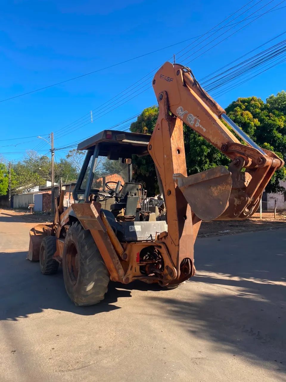 Retroescavadeira 580l 2006 - Foto 4