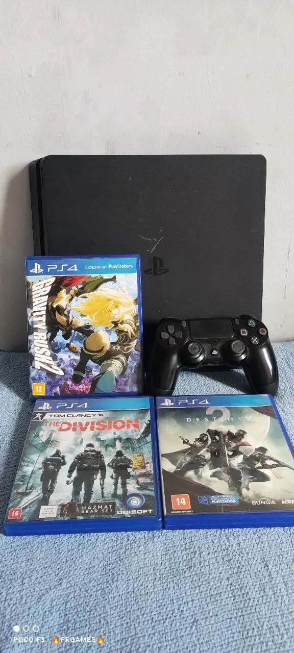 PS4 slim 