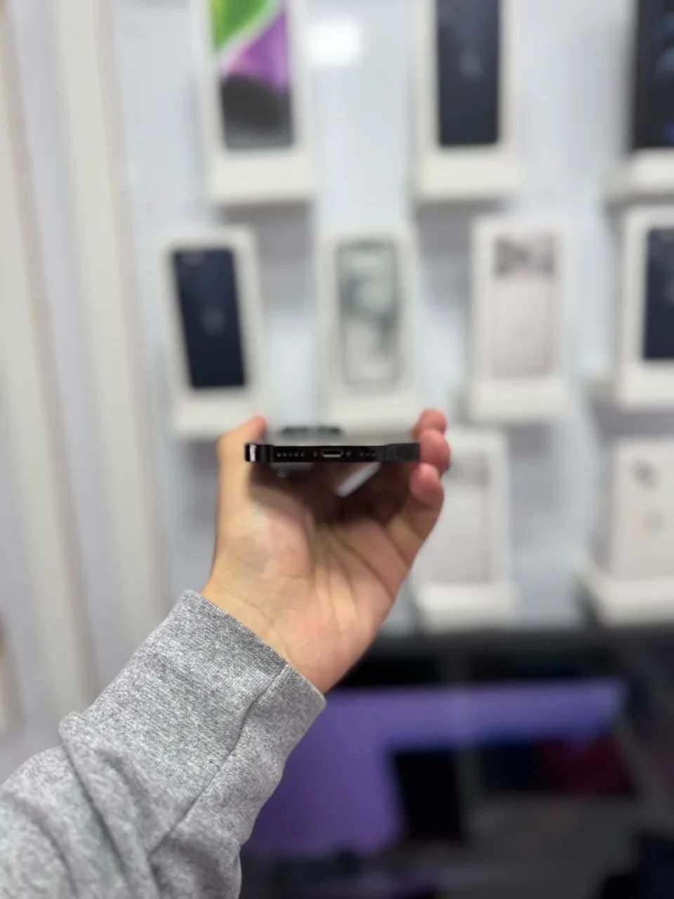 IPHONE 14 PRO - 128GB ( PRETO )  - Foto 3
