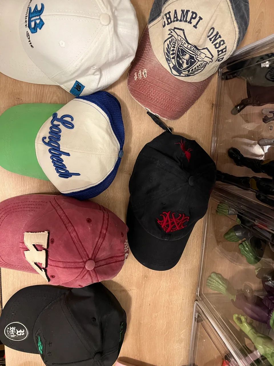 Boné qualquer um por 9 reais - Foto 4