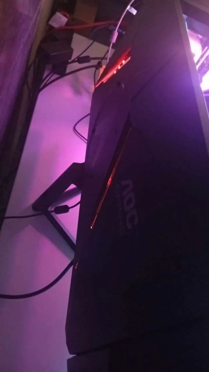 Monitor AOC 180hz - Foto 2