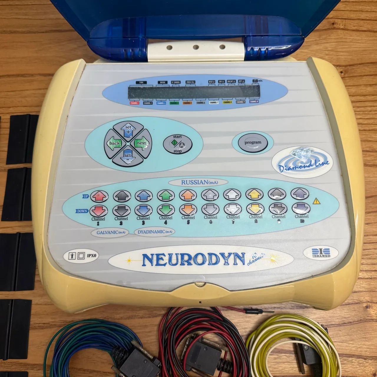 Corrente Russa Aparelho Neurodyn High Volt IBRAMED + Cabos e Eletrodos - Foto 3