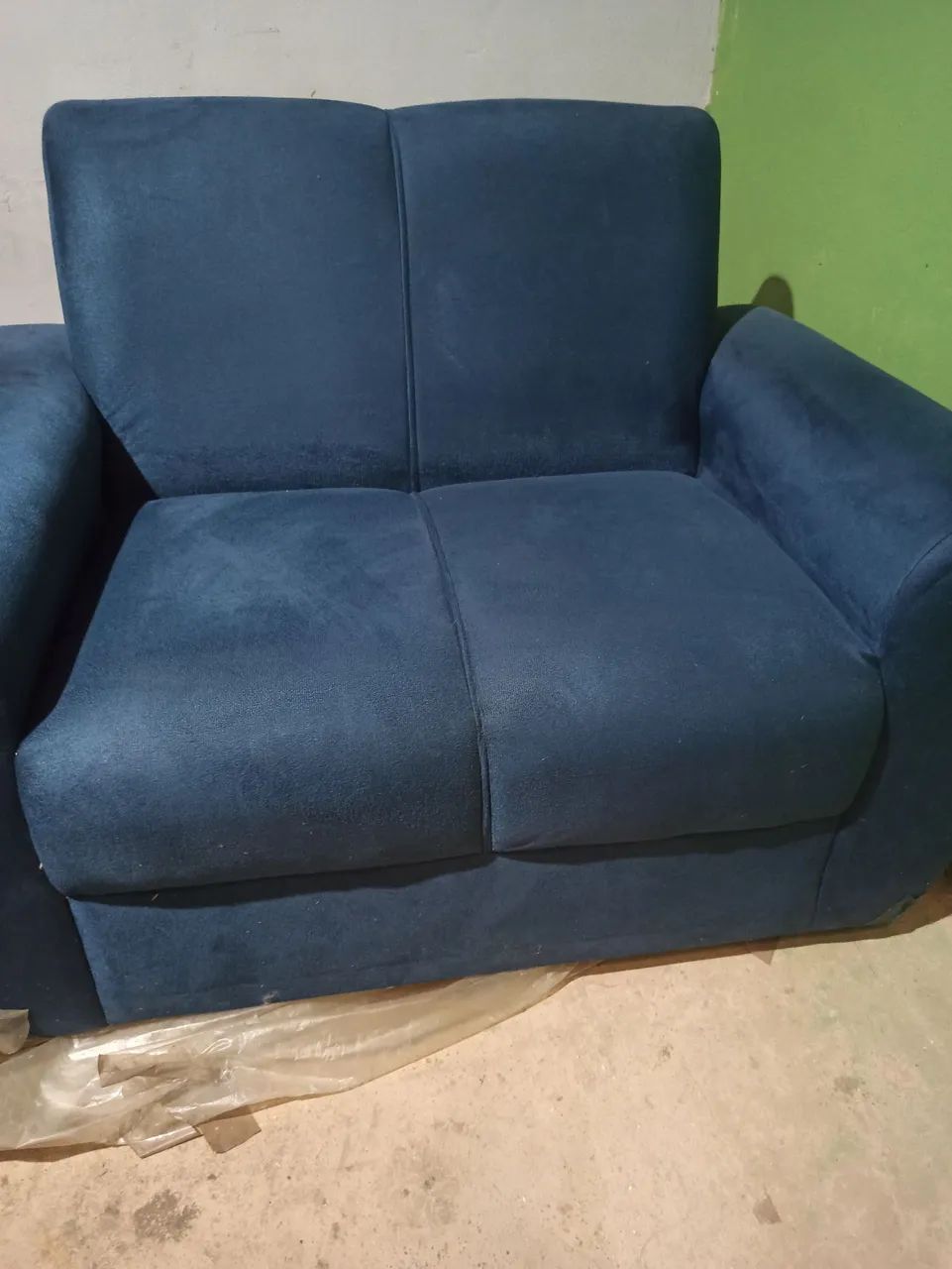 Vendo sofá dois lugares  - Foto 3