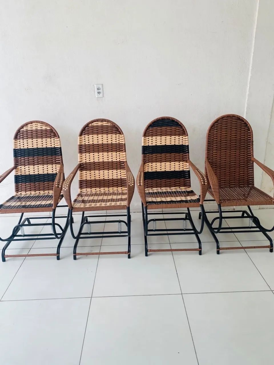 CADEIRAS DE BALANÇO 