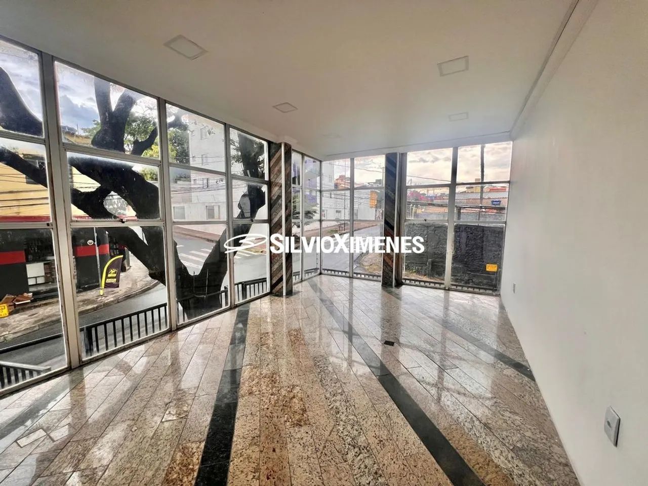 Casa com 3 quartos para Locação, União - Belo Horizonte