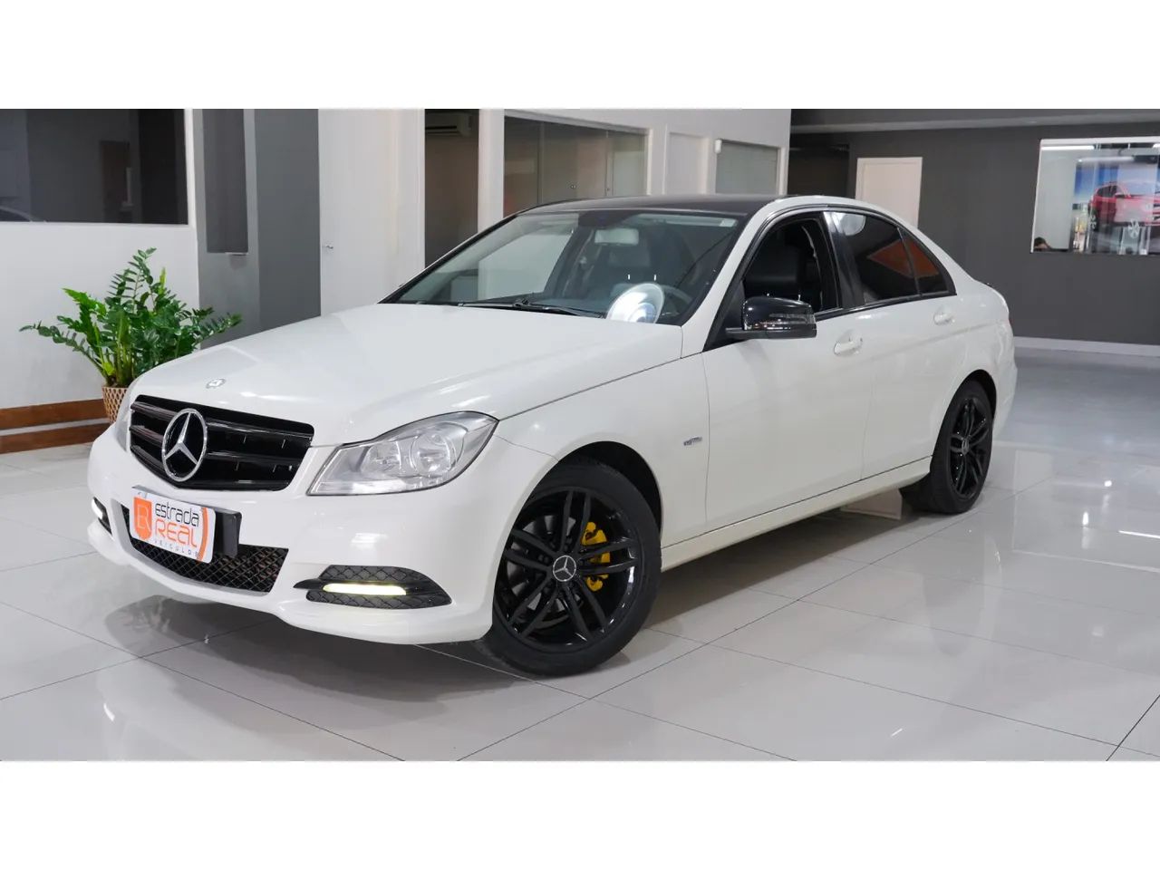 Mercedes-Benz C-180 C-180 CGI Sport 1.6 TB 16V 156cv Aut. 2012