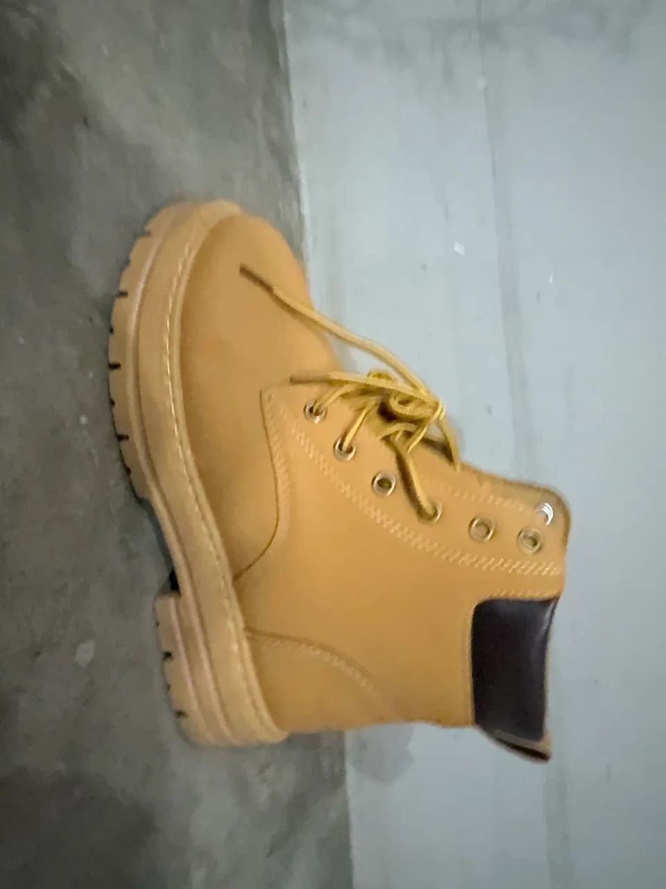 Bota Marron para Uso no Dia a Dia - Foto 4
