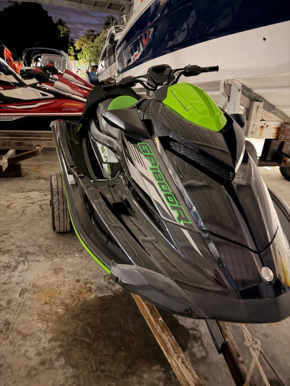Vendo Yamaha 1800 GP Estado de zero - Foto 3