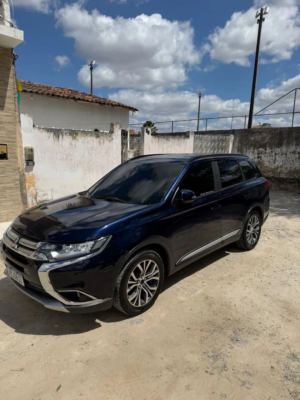 Mitsubishi Outlander 2.0 16V 160CV AUT. 2016