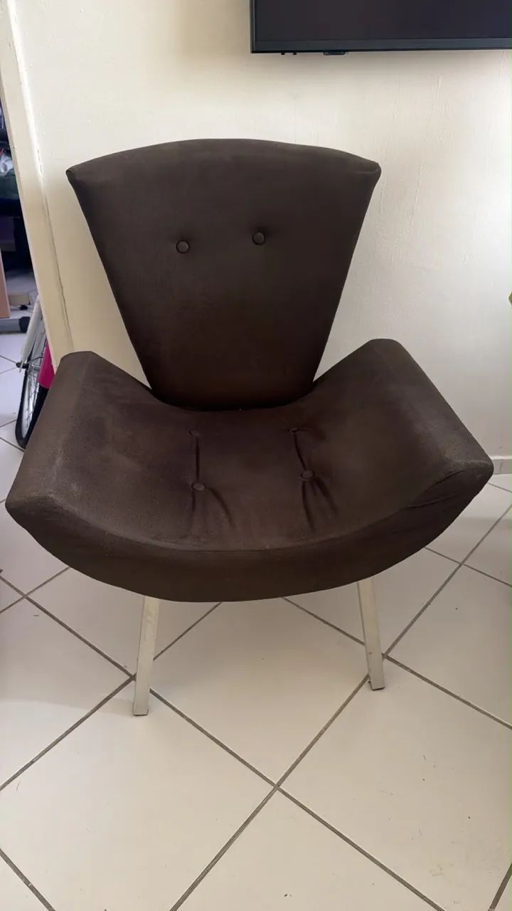 Poltrona Marrom