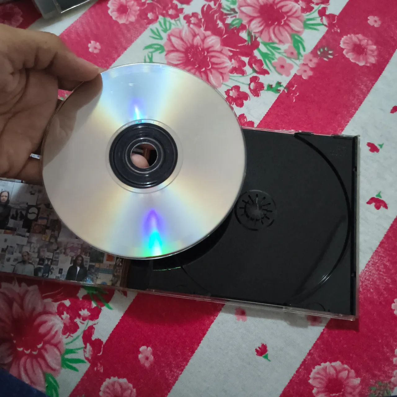 CD original Korn Issues  - Foto 5