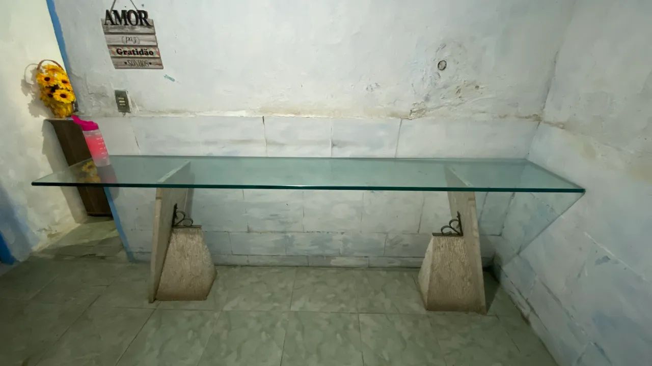 Mesa Aparador com Tampo de Vidro - Grande - Foto 2