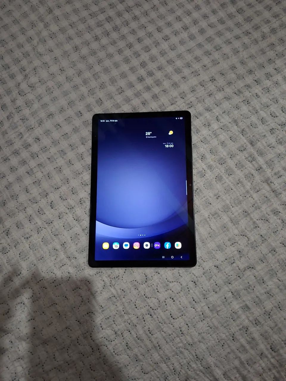 Tablet A9+