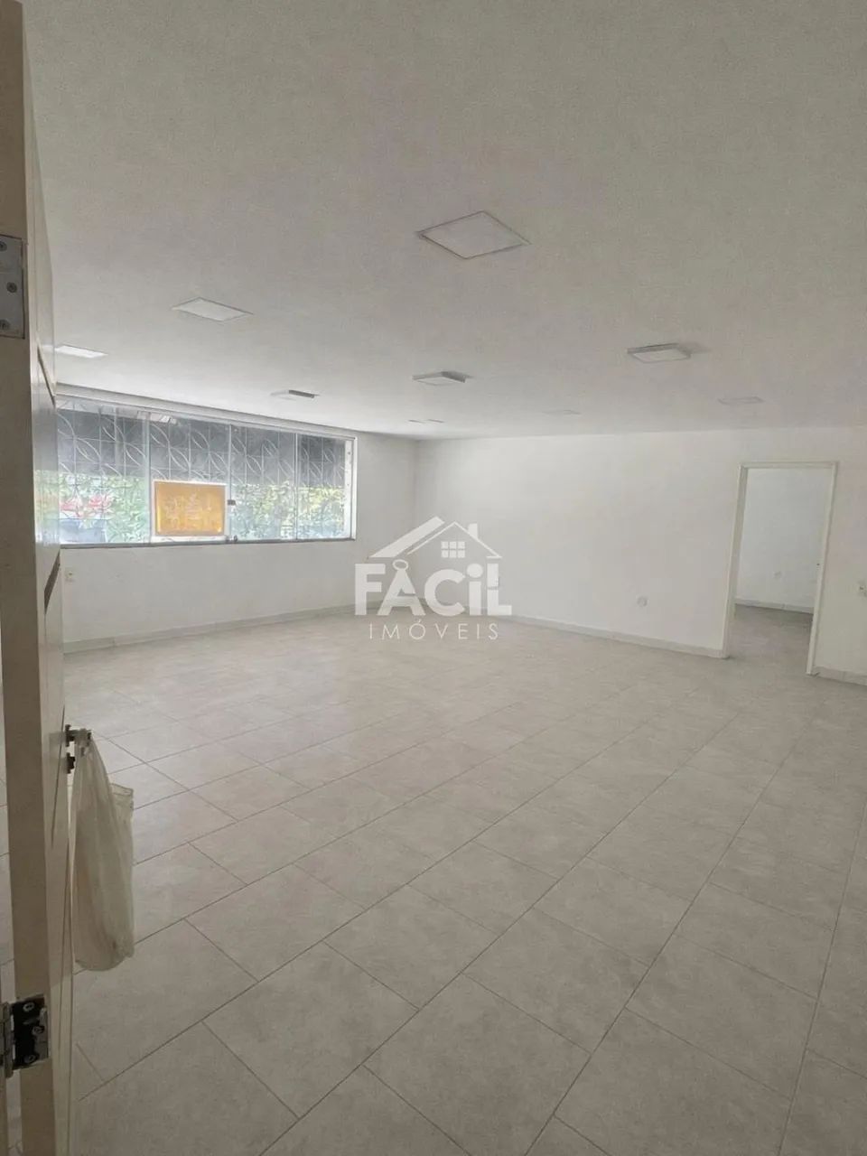 Conjunto / Sala na Avenida Vitória
