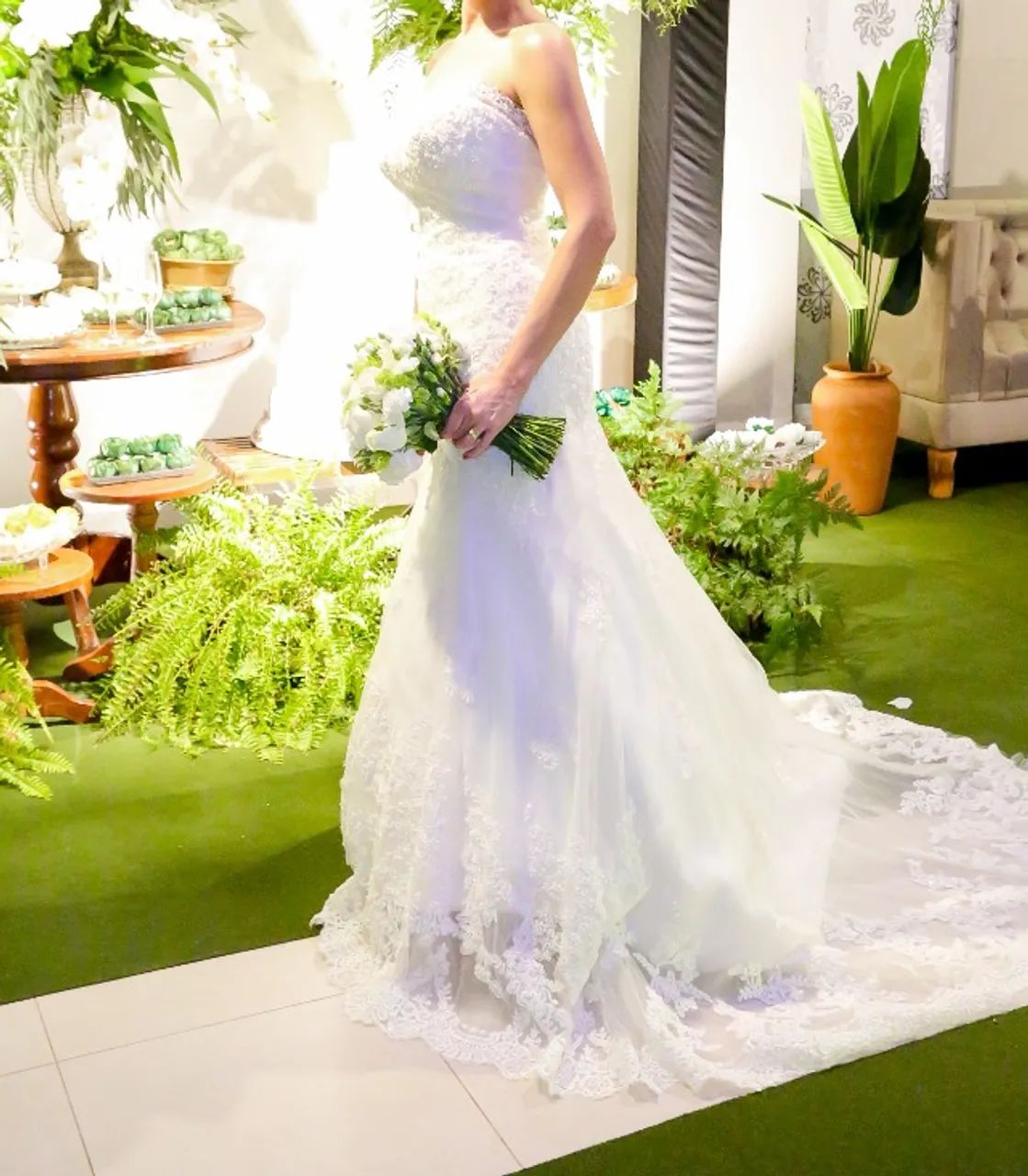 VESTIDO DE NOIVA TODO BORDADO - Foto 4
