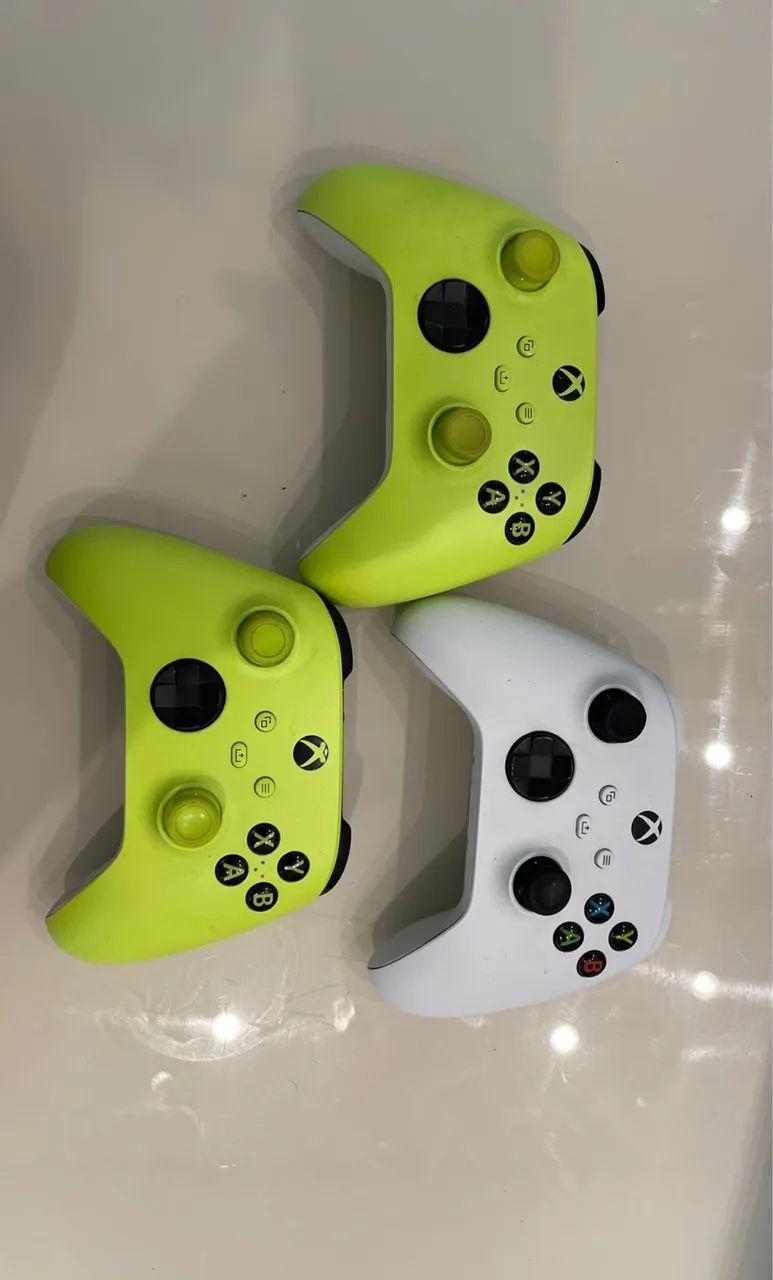 Xbox Series S 512GB + 3 Controles + Headset (Completo!) - Foto 6