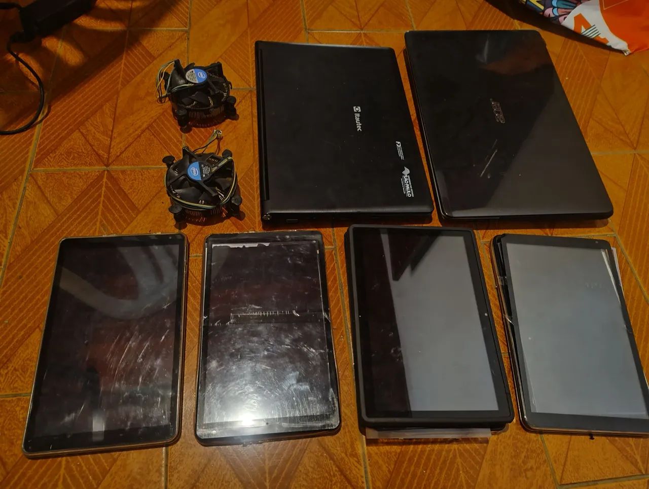 Lote tablet e notebook carcaça - Foto 2