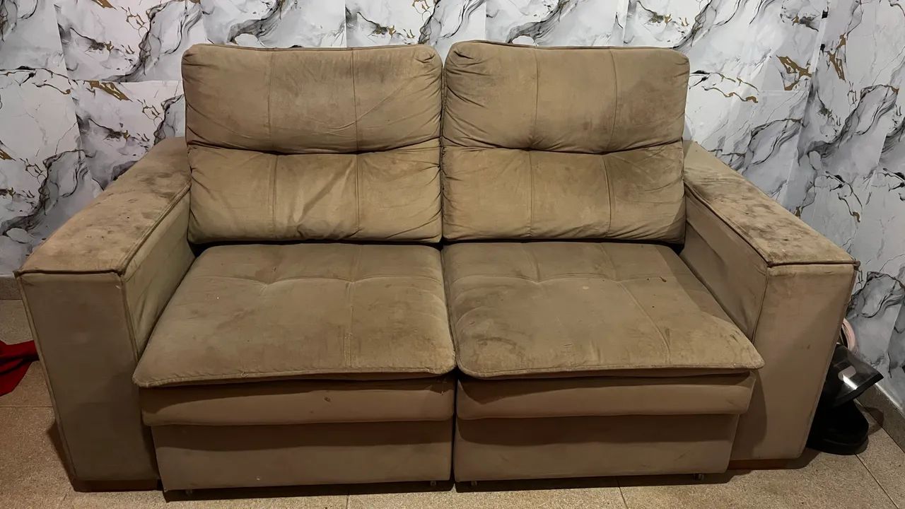 Vende se sofá retrátil