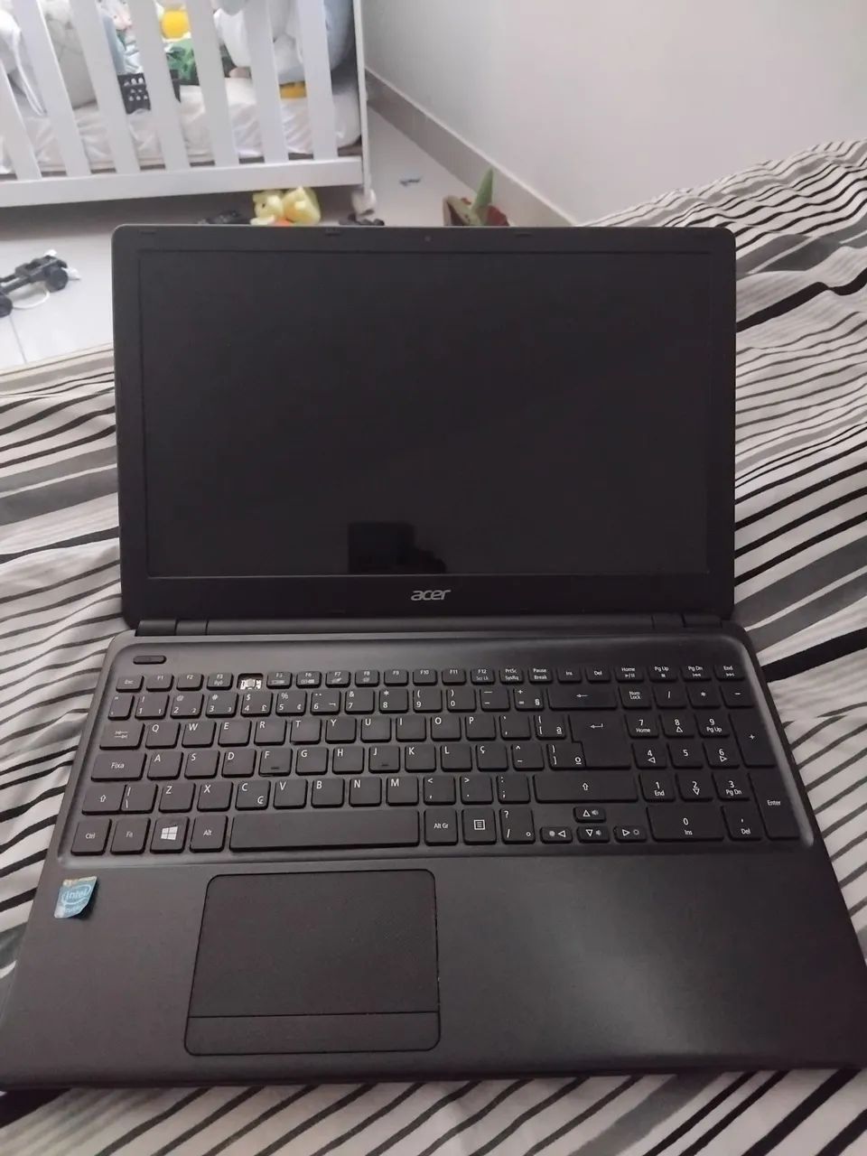 Notebook Acer usado
