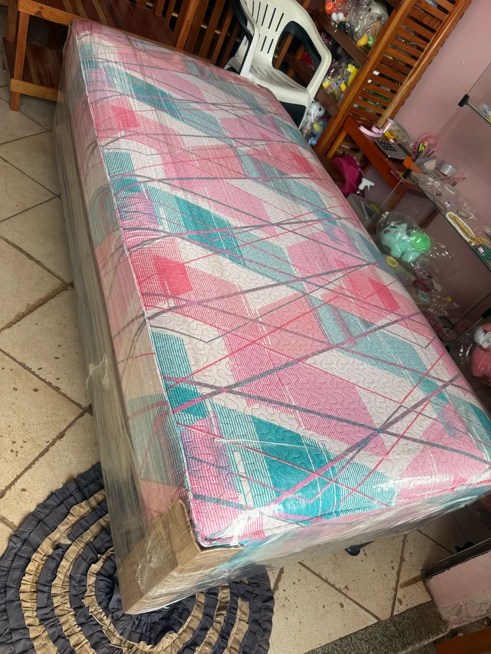 Cama solteiro espuma e de mola ensacada nova  - Foto 4