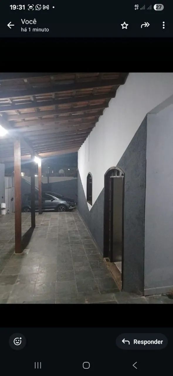 Aluga-se 